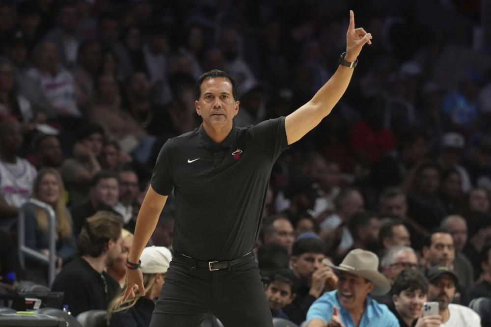 队完成赛季 队完成赛季