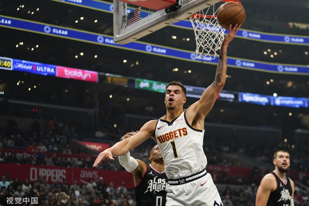 他们的表现 他们的表现